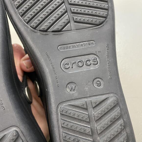 Crocs Sandals Womens Size 9 Black Sanrah Wedge Flip Flop Thong Ring Comfort - Picture 11 of 12